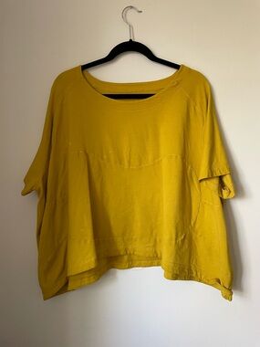 Rundholz dip Boxy Short-Sleeve Tee in Mustard